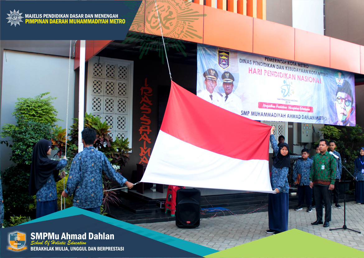 SMP Mu Ahmad Dahlan Peringati Hari Pendidikan Nasional
