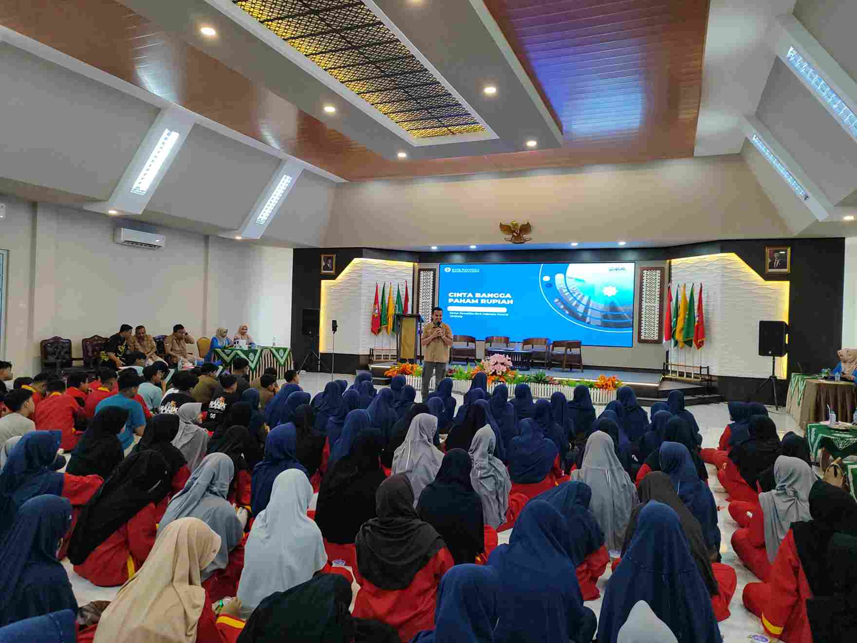 Seminar Literasi Keuangan Meriahkan Akhir Pekan di SMP MuAD